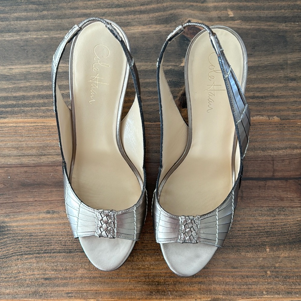 Cole Haan Size 9.5 Gold Slingback Heel